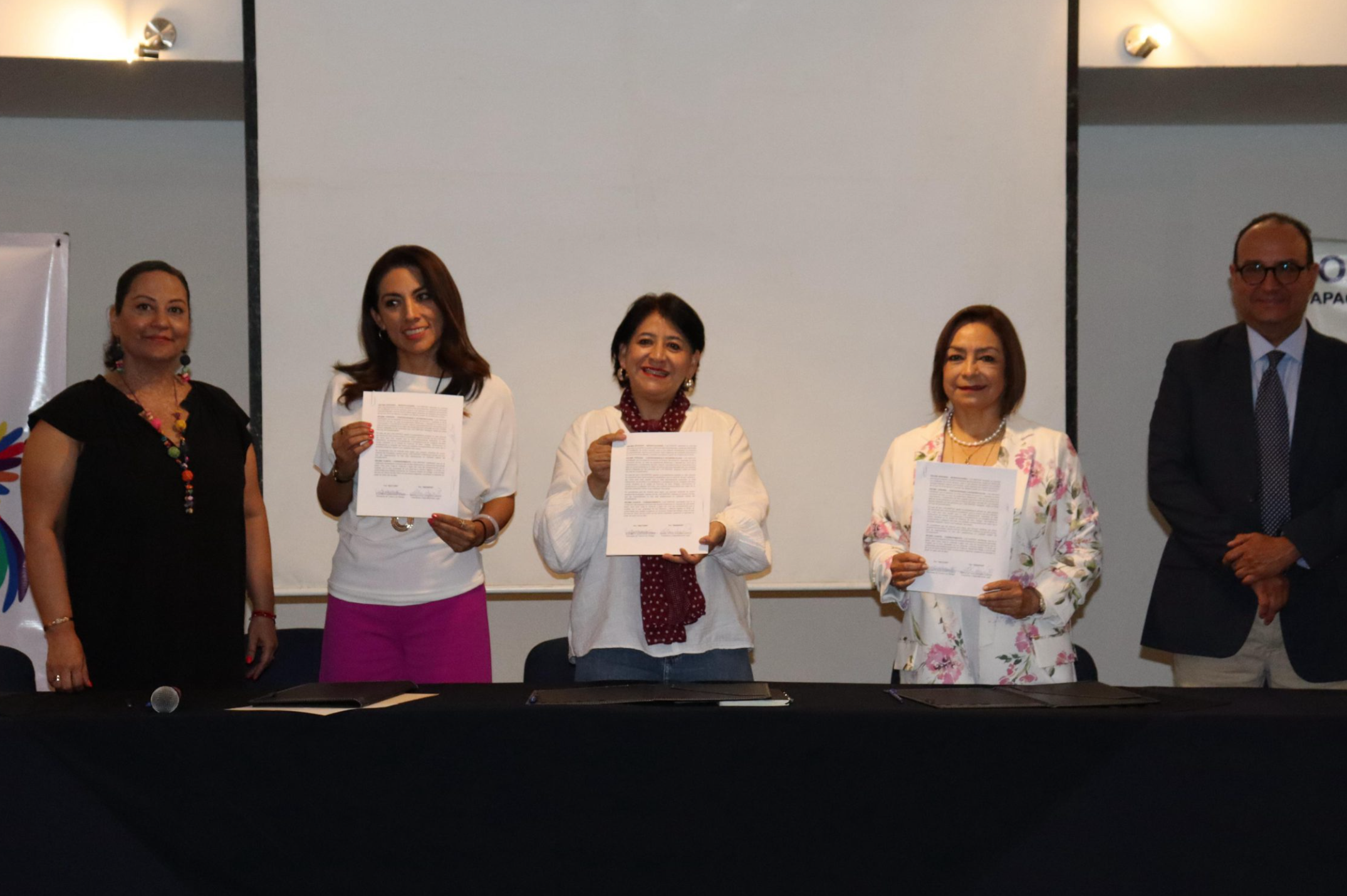 Capacitarán a mujeres en vulnerabilidad: Secretaría de Turismo